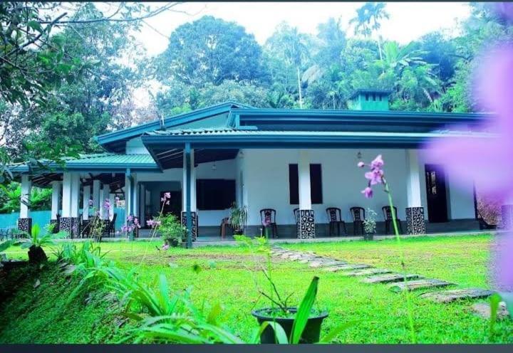 Salmanel Resort Ratnapura Exterior foto